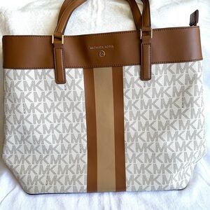 Michael Kors Stripe Morgan